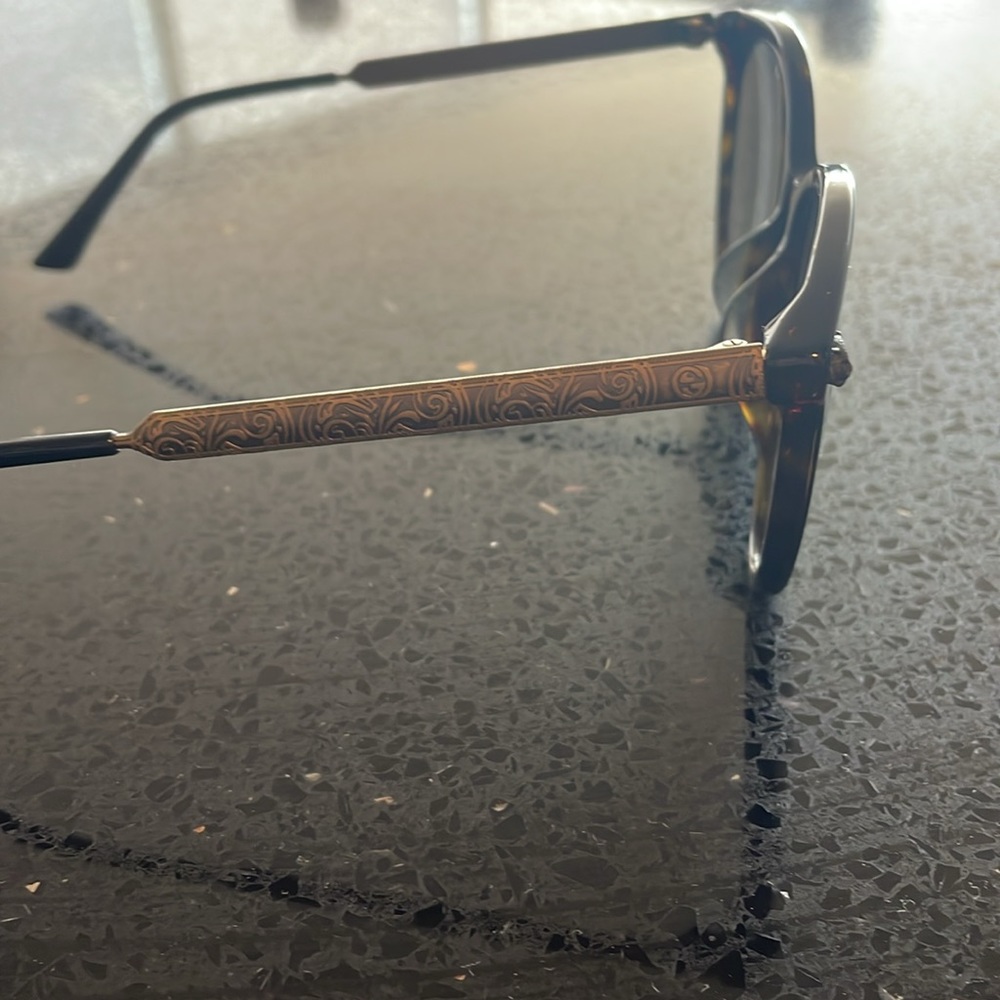 Gucci sunglasses - Picture 3 of 11